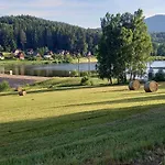 Apart-hotel Na Rynku Chvalšiny 18