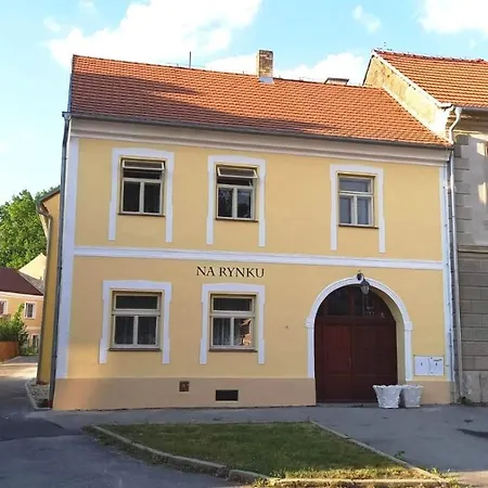 Na Rynku Chvalsiny 18