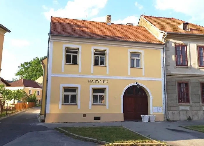 Na Rynku Chvalsiny 18