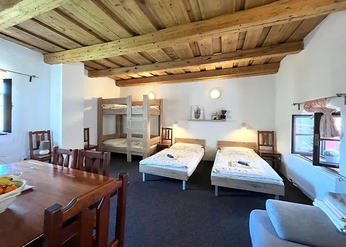 Na Rynku Chvalsiny 18 Lägenhetshotell 3*